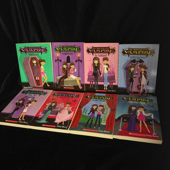 My Sister the Vampire – First Edition Lot (8 Books) - Picture 1 of 7